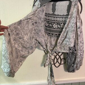 Floral Black and White Tie-Front Blouse